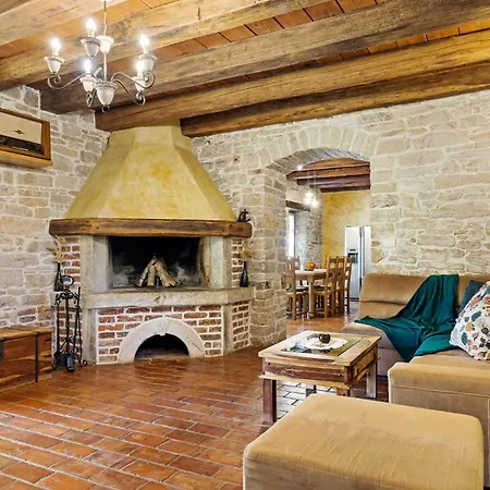 Castela * Vela Traba