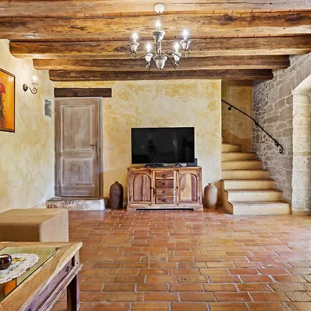Holiday home Castela Vela Traba
