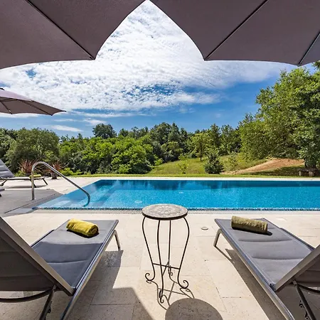 Holiday home Castela *